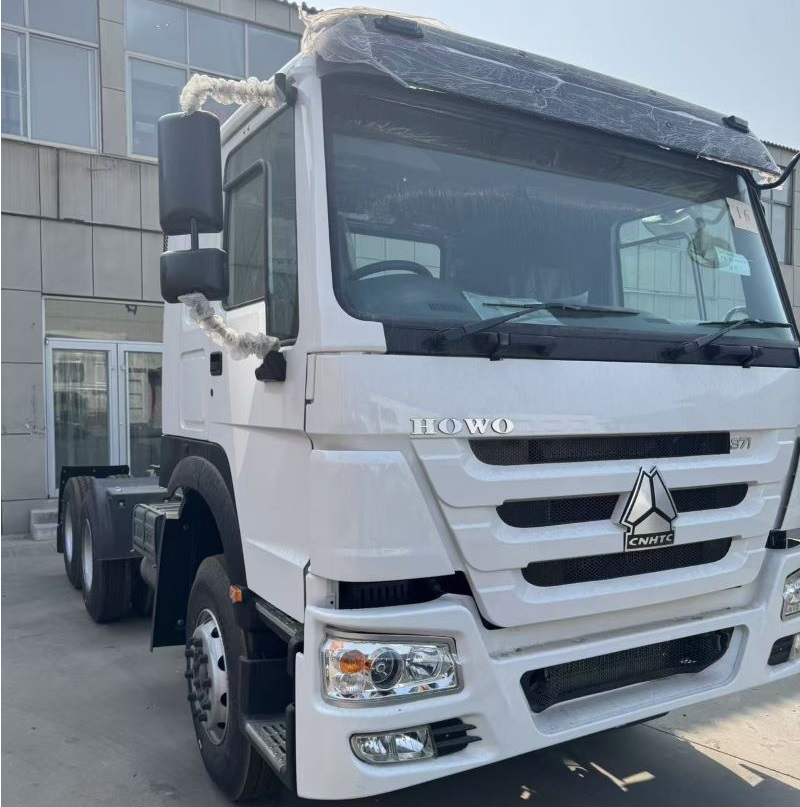 HOWO 6X4 White Tractor Truck