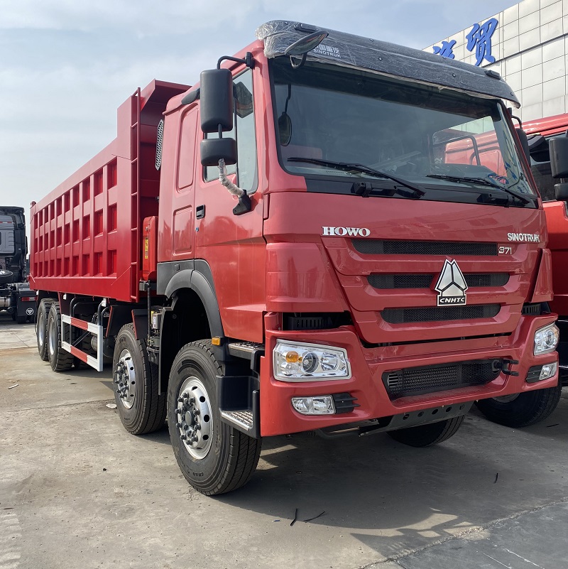 HOWO 8 × 4 Red Square Box Self Dumping