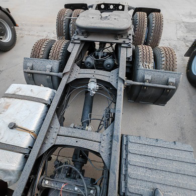 Trator de caminhão Sino Howo 6x4 Prime Mover.jpg Trator de caminhão Sino Howo 6x4 Prime Mover.jpg