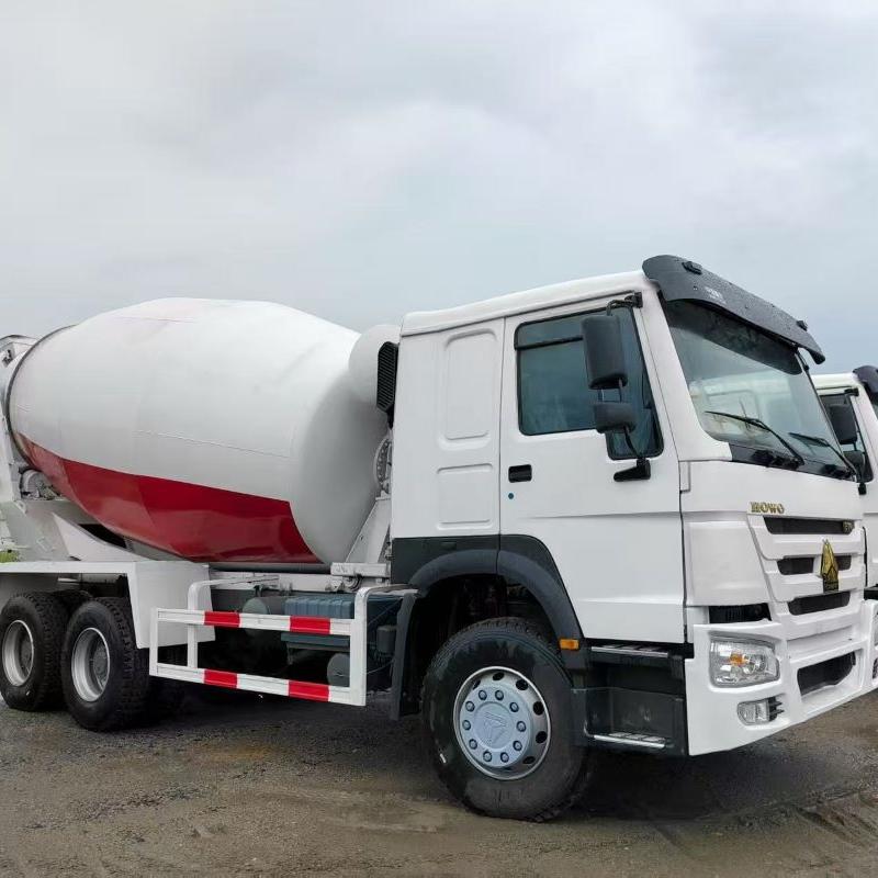 HOWO 6X4 Mixer Truck HOWO 6X4 Mixer Truck