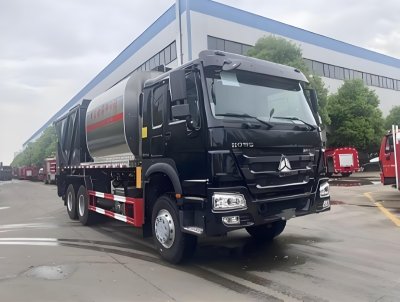 Разбрасыватель щепы Howo 20 Cubic