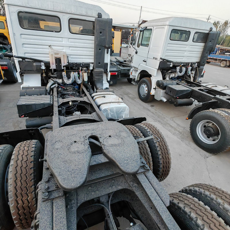 Shacman F3000 White Tractor Truck