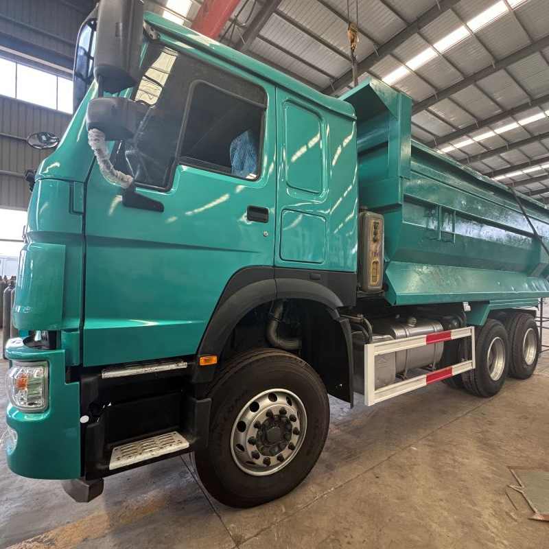 HOWO 371 Blue Dump Truck HOWO 371 Blue Dump Truck