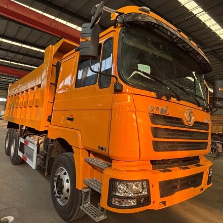 Shaanxi Automobile F3000 6×4 Yellow Square Box