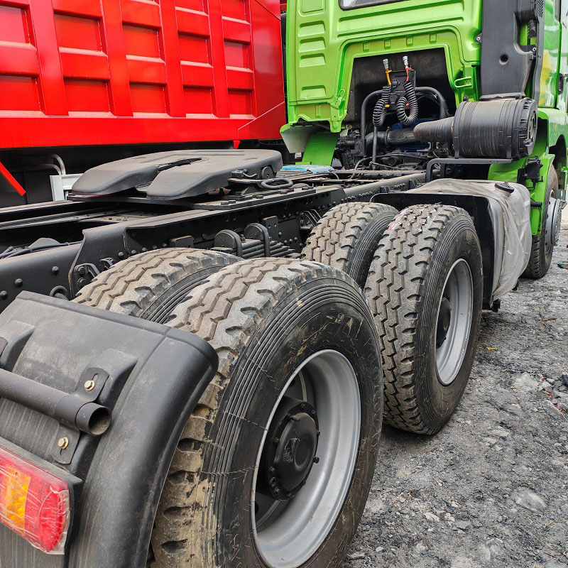 Shaanxi Automobile H3000 6×4 Green Tractor Truck Shaanxi Automobile H3000 6×4 Green Tractor Truck