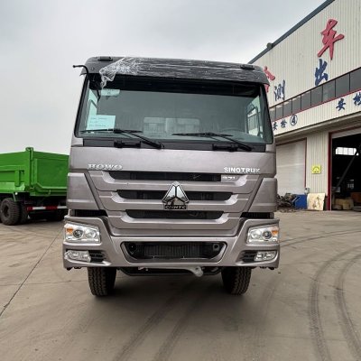HOWO 371 8 × 4 Grey Dump Truck
