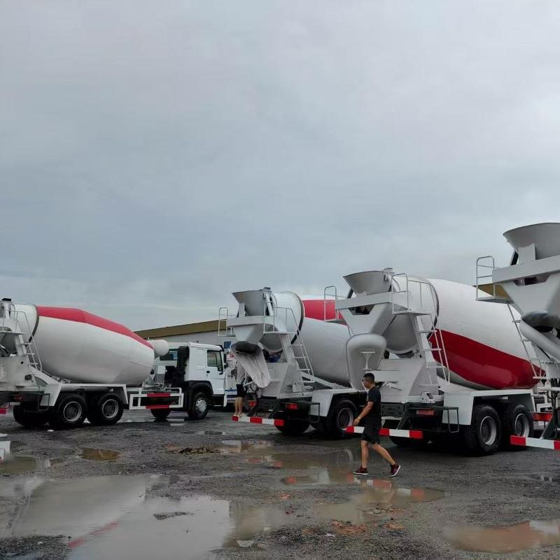HOWO 6X4 Mixer Truck HOWO 6X4 Mixer Truck