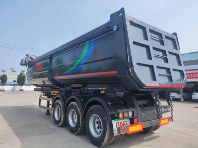 Semi trailer