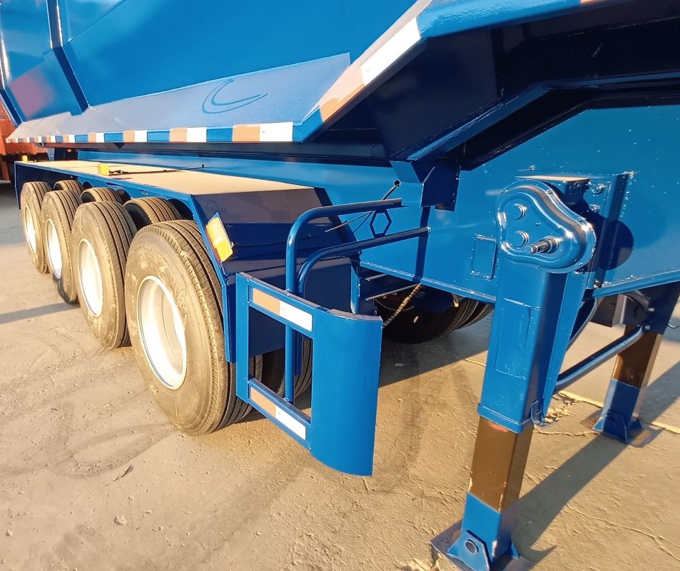 4-Axle U-Shaped Dump Truck